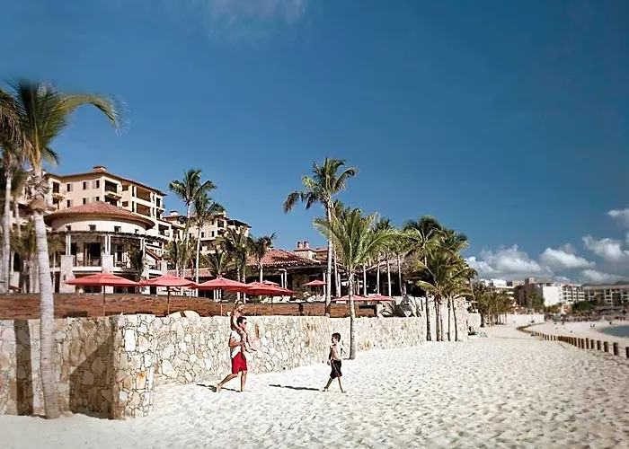 Hacienda Club & Residences
